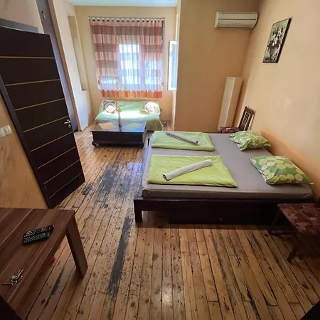 Elegance On A Budget - For Rent In Center Sofia