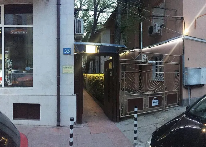 Elegance On A Budget - For Rent In Center * סופיה