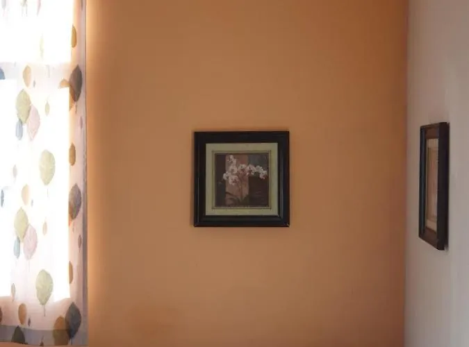 Elegance On A Budget - For Rent In Center סופיה