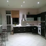 Elegance On A Budget - For Rent In Center *