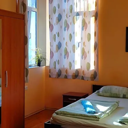 Elegance On A Budget - For Rent In Center