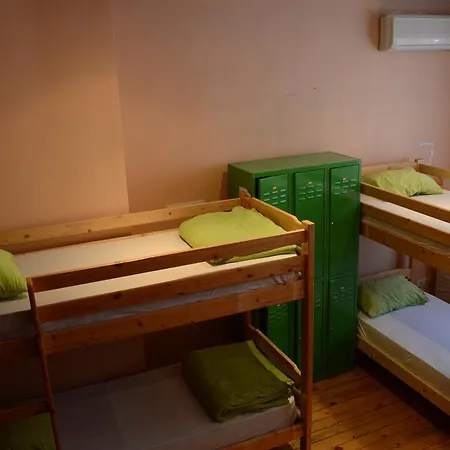 Elegance On A Budget - For Rent In Center