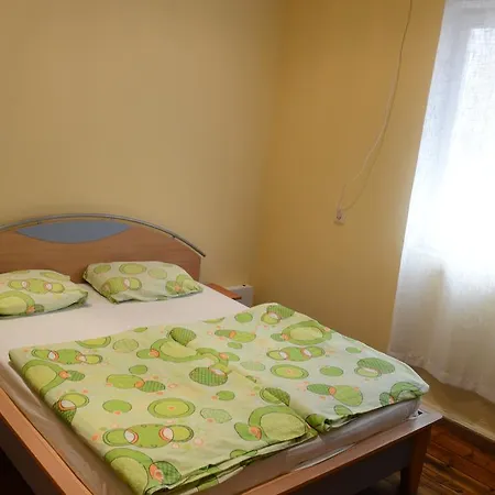 Elegance On A Budget - For Rent In Center