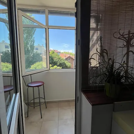 Elegance On A Budget - For Rent In Center * סופיה