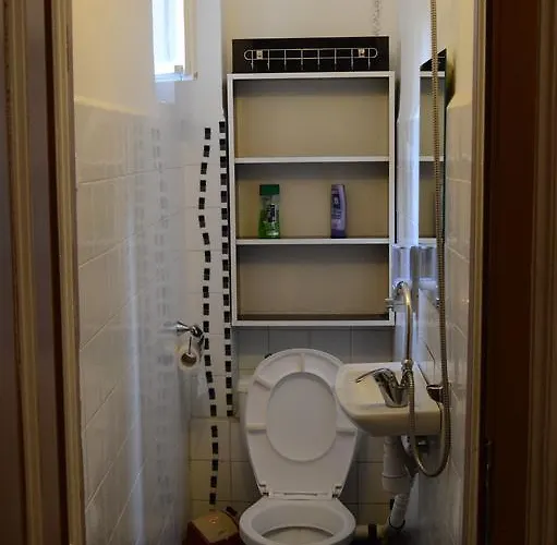 Elegance On A Budget - For Rent In Center