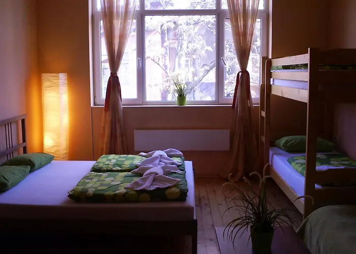 Elegance On A Budget - For Rent In Center